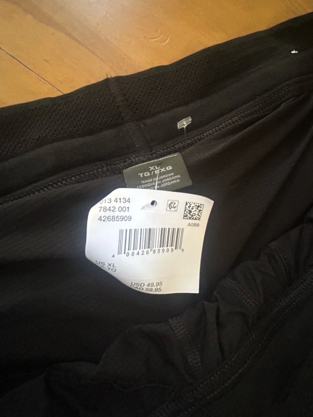 NWT AE Mens Black 24/7 Tech Shorts